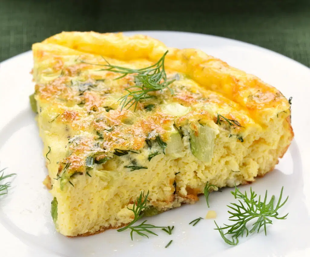 Frittata di zucchine e cipolle la ricetta semplice
