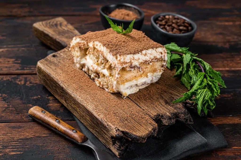 tiramisu di colomba pasquale
