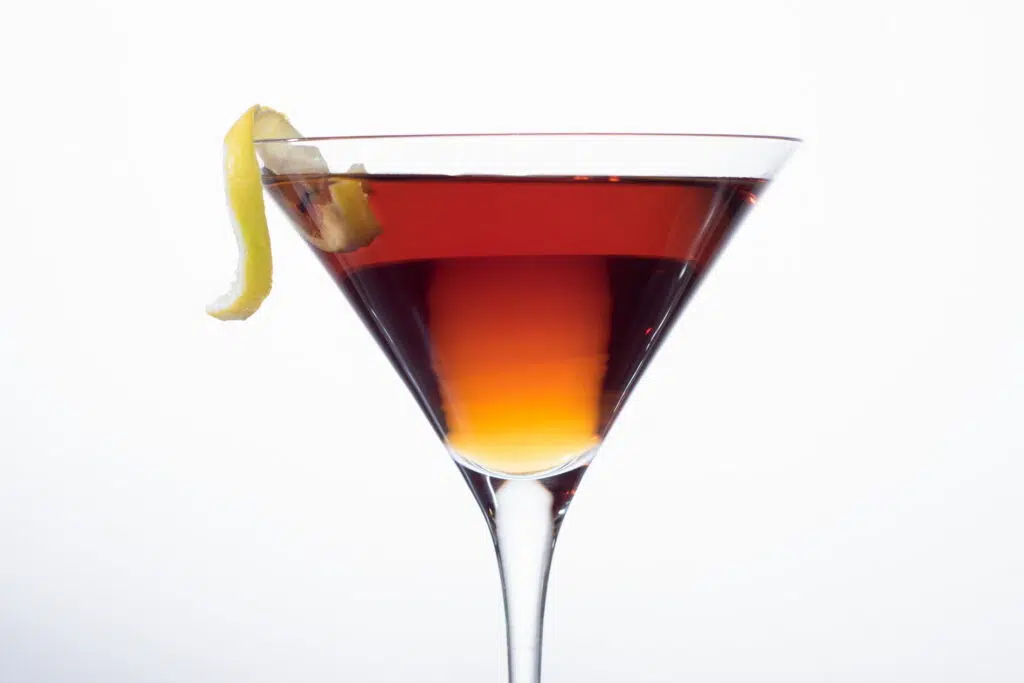 la ricetta originale del manhattan cocktail